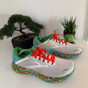 Brooks Multicolor Athletic Shoes with Red Laces